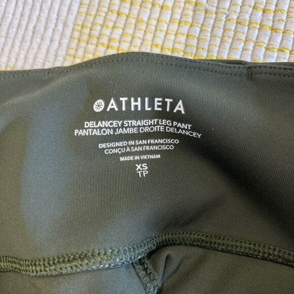 ATHLETA Delancey Straight Leg Pant Aspen Olive Green Athleisure Travel Sz  XS TP - Picture 5 of 11